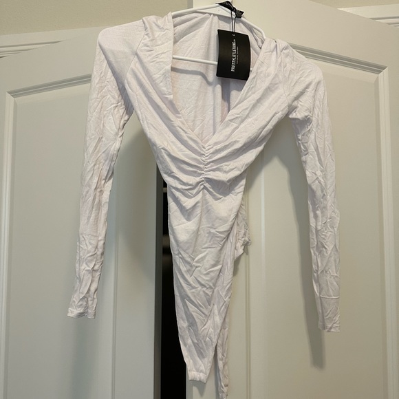 Prettylittlething white bodysuit - Picture 1 of 1